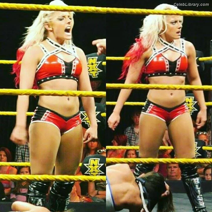 Alexa Bliss photo 12 of 938