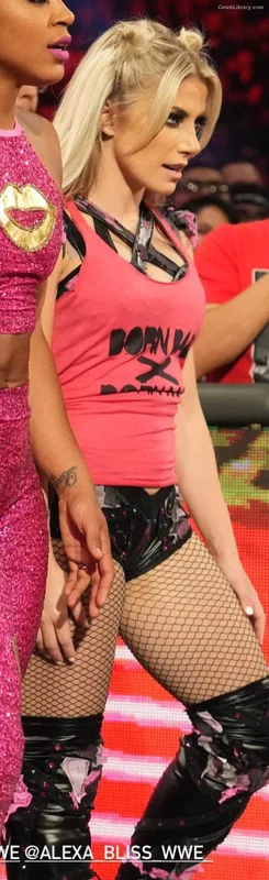 Alexa Bliss photo 8 of 938