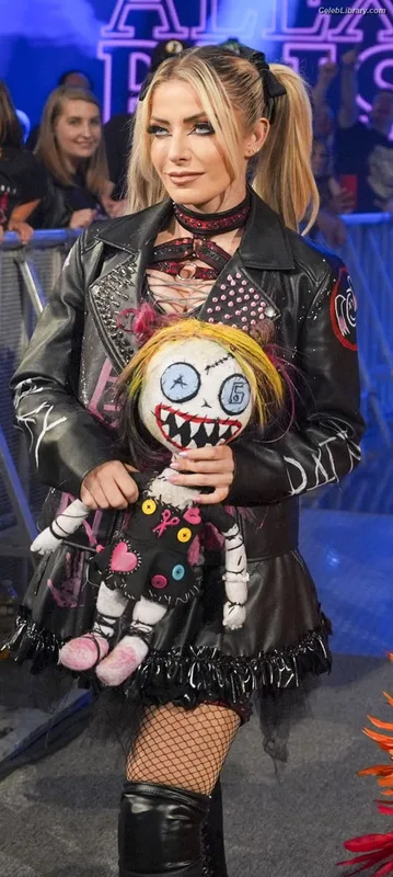 Alexa Bliss photo 3 of 938