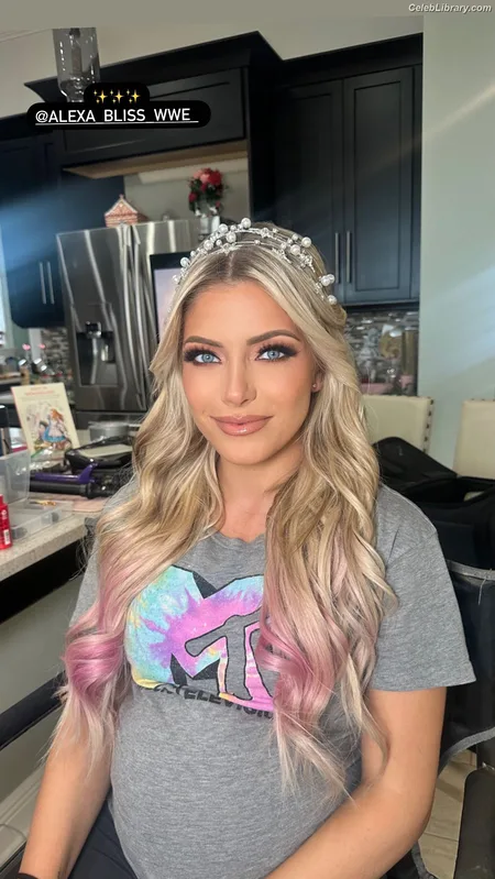 Alexa Bliss photo 17 of 938