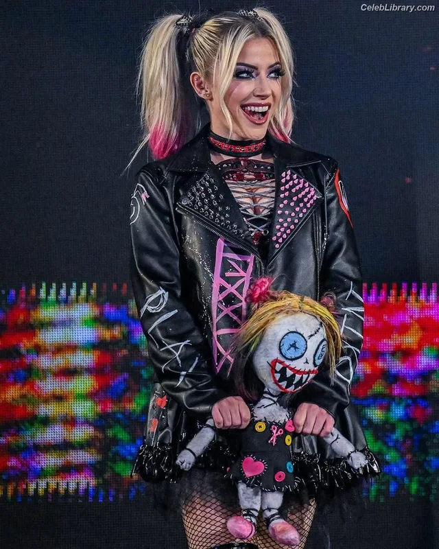 Alexa Bliss photo 3 of 938