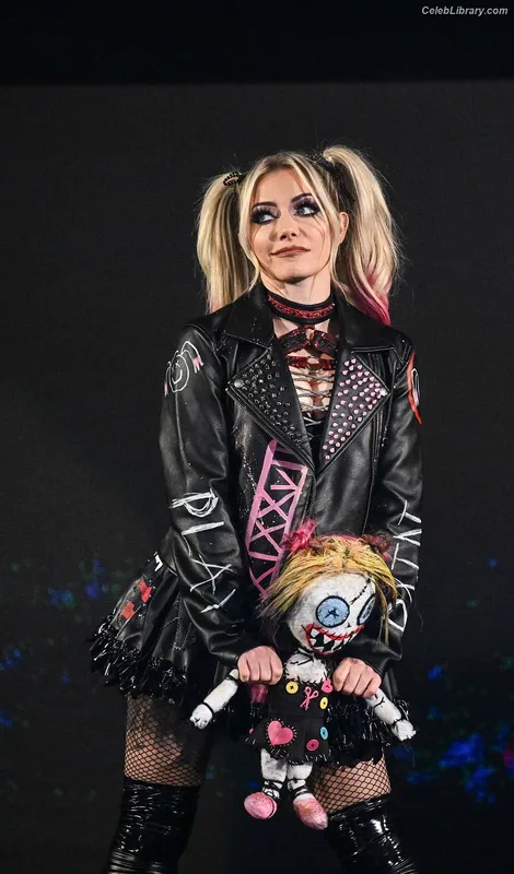 Alexa Bliss photo 1 of 938