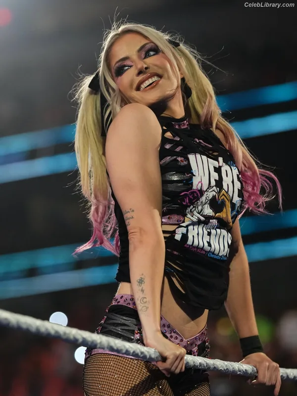Alexa Bliss photo 5 of 938