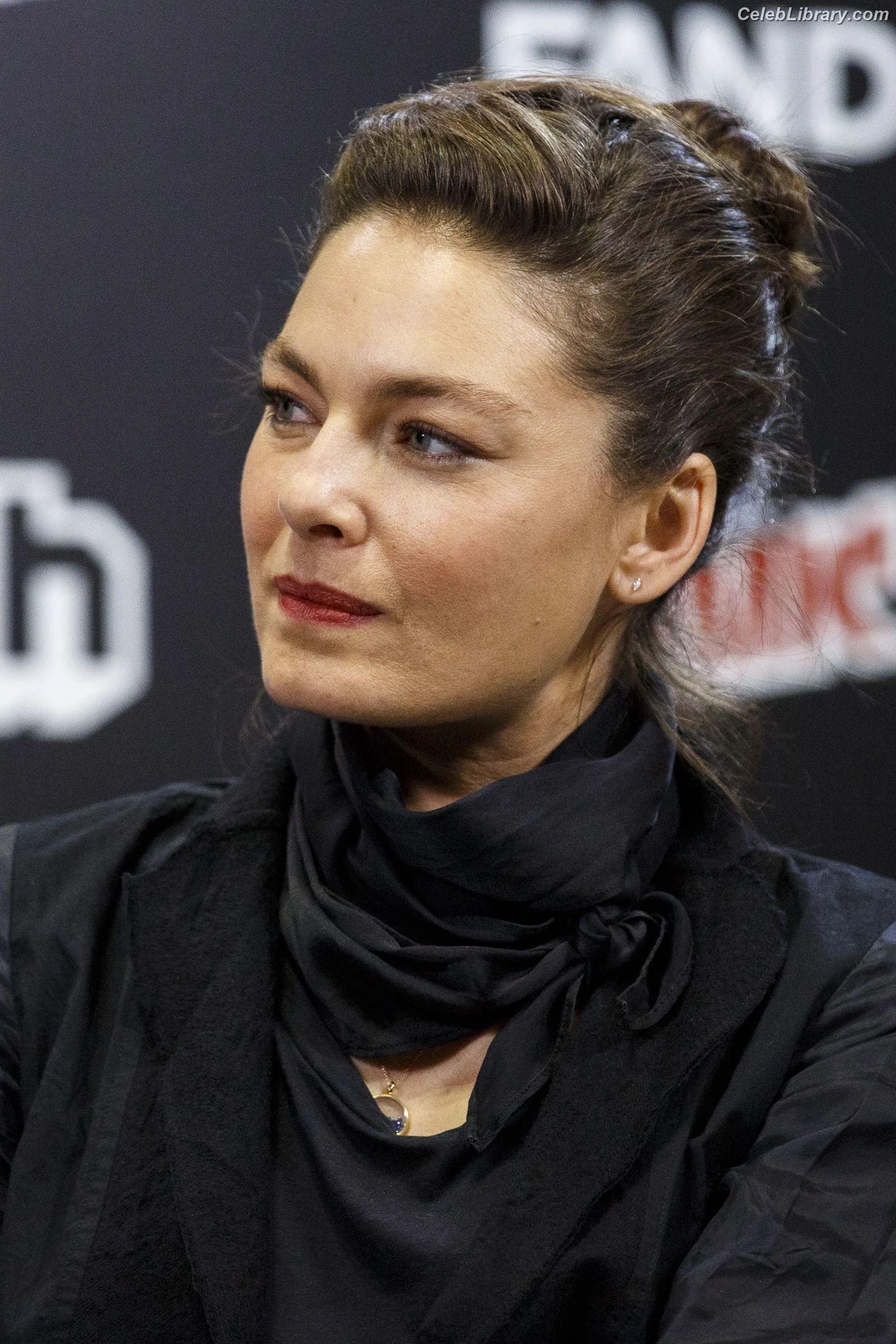 Alexa Davalos