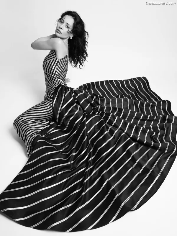 Alexa Demie photo 5 of 164