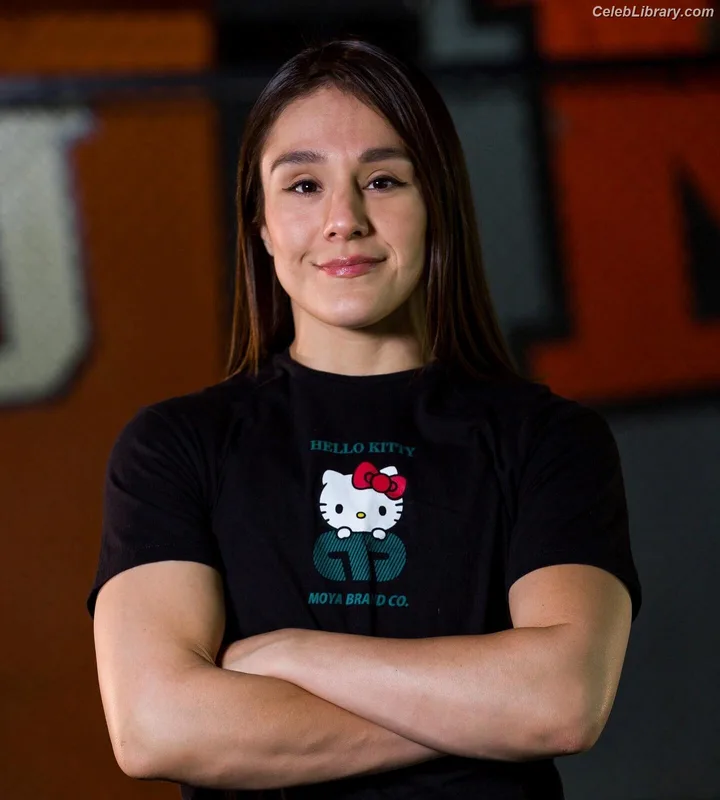 Alexa Grasso photo 1 of 36