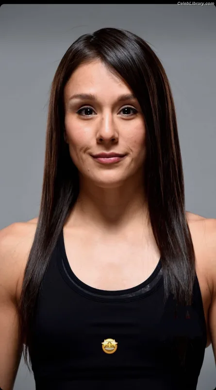 Alexa Grasso photo 19 of 36
