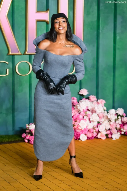 Alexandra Burke photo 5 of 23