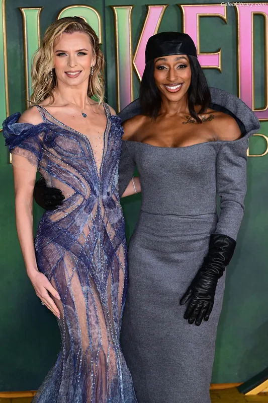 Alexandra Burke photo 6 of 23