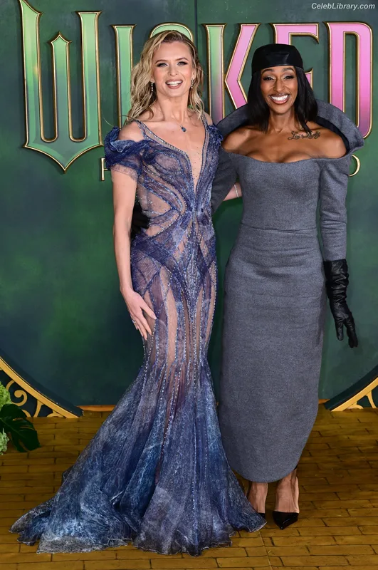 Alexandra Burke photo 9 of 23