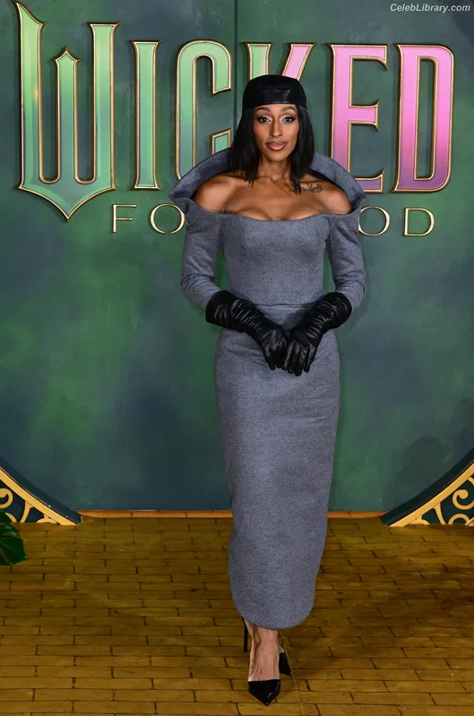 Alexandra Burke photo 21 of 23