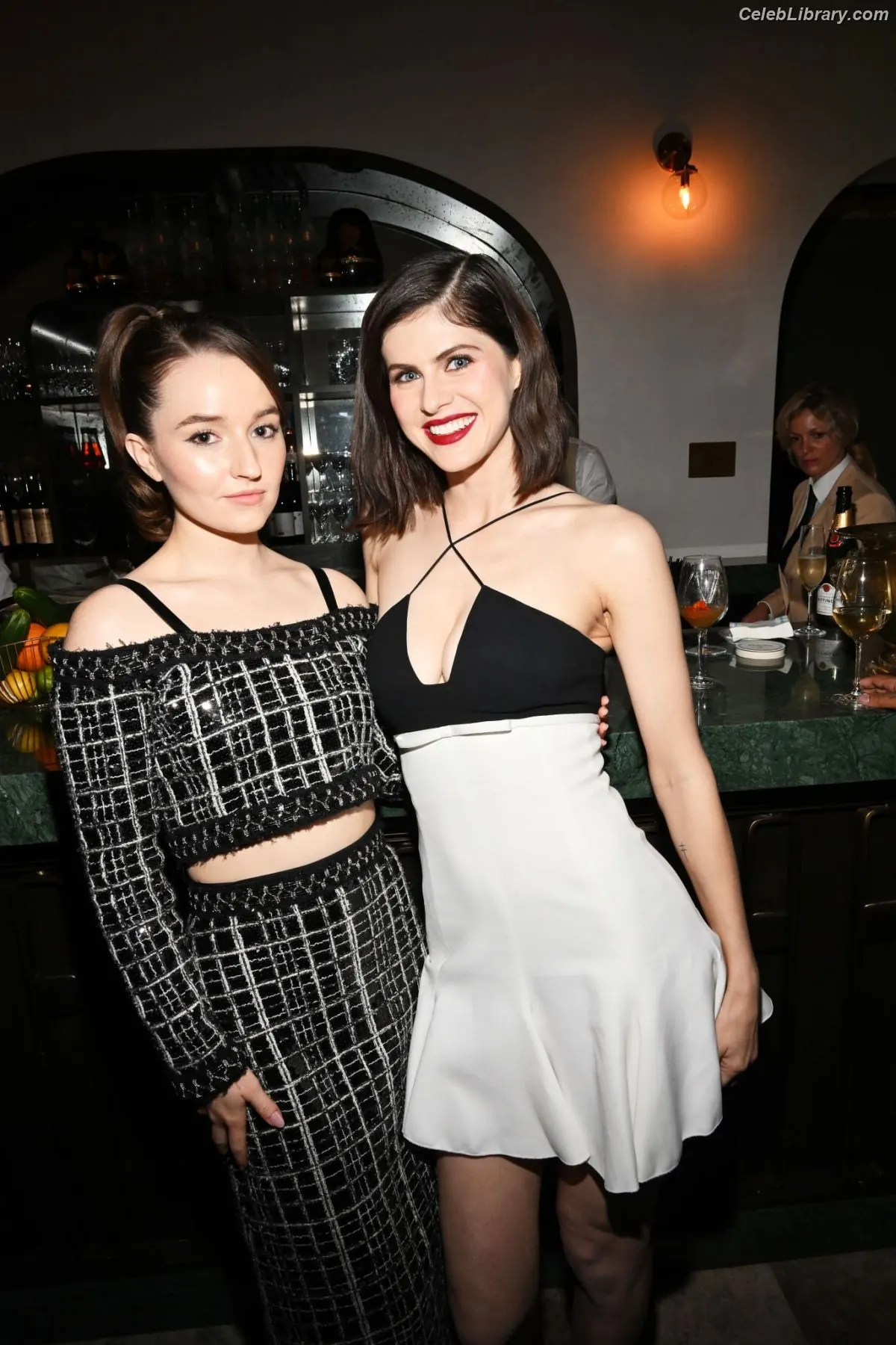 Alexandra Daddario photo 16 of 1617