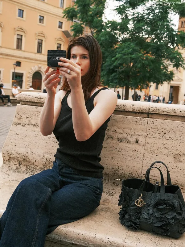 Alexandra Daddario photo 14 of 1618