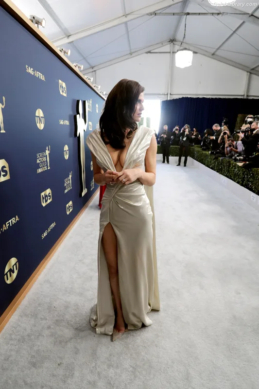 Alexandra Daddario photo 16 of 1618