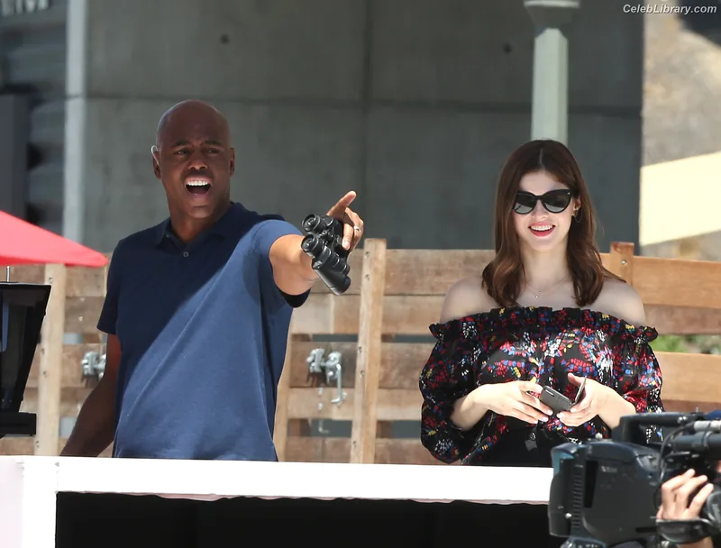 Alexandra Daddario photo 21 of 1618