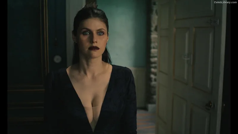 Alexandra Daddario photo 1 of 1618