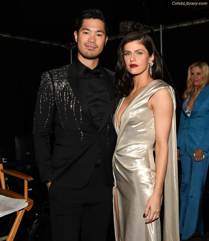 Alexandra Daddario photo 21 of 1618