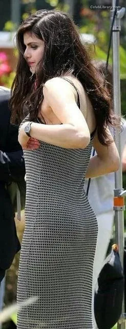 Alexandra Daddario photo 21 of 1618