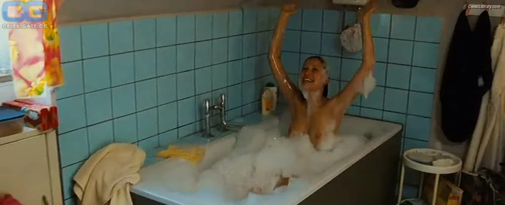 Alexandra Maria Lara photo 13 of 53