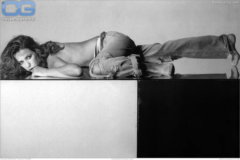 Alexandra Neldel photo 14 of 56