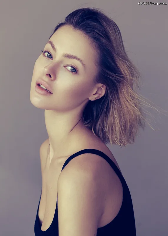 Alexandra Ola Kaczmarek photo 18 of 22