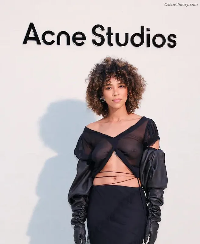 Alexandra Shipp photo 17 of 70