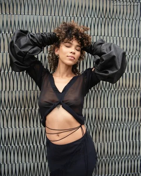 Alexandra Shipp photo 18 of 70