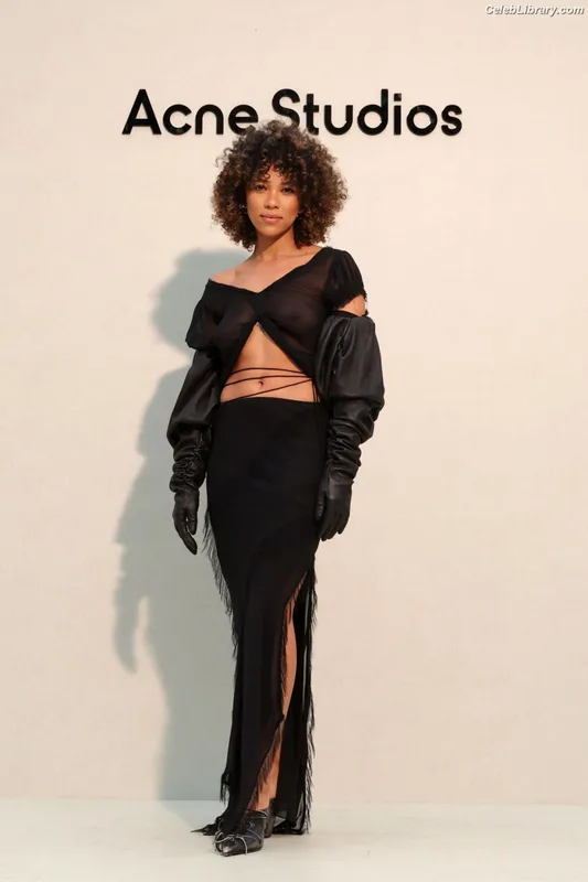 Alexandra Shipp photo 21 of 70