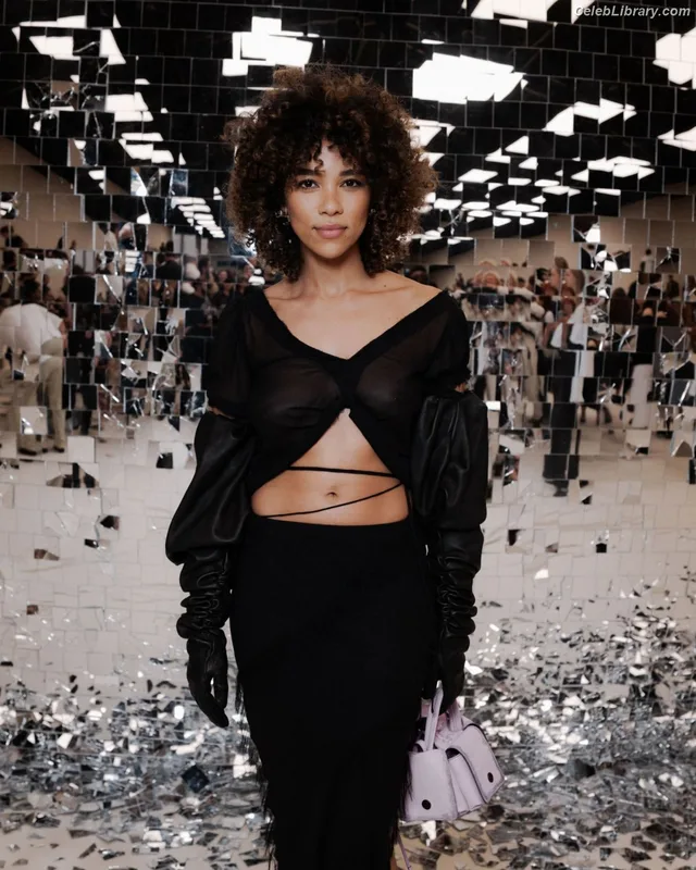 Alexandra Shipp photo 22 of 70