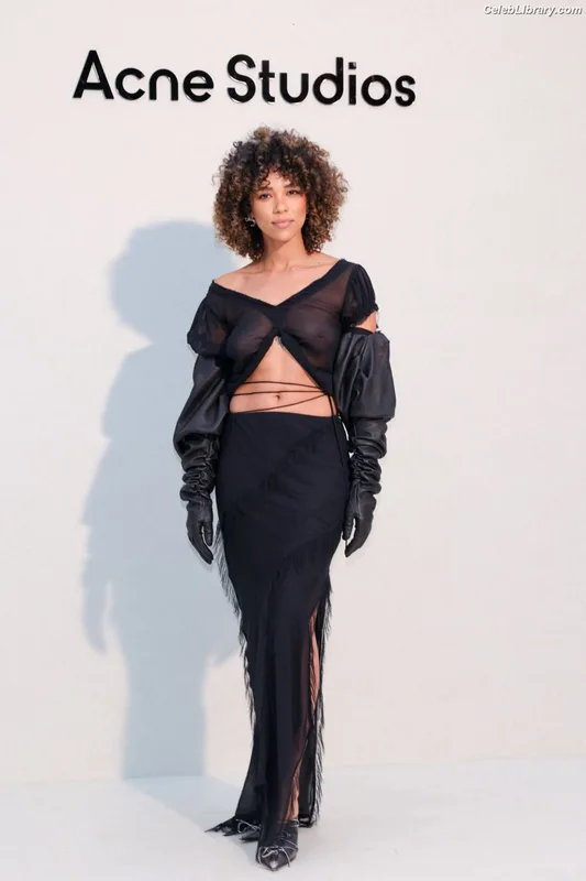 Alexandra Shipp photo 5 of 70