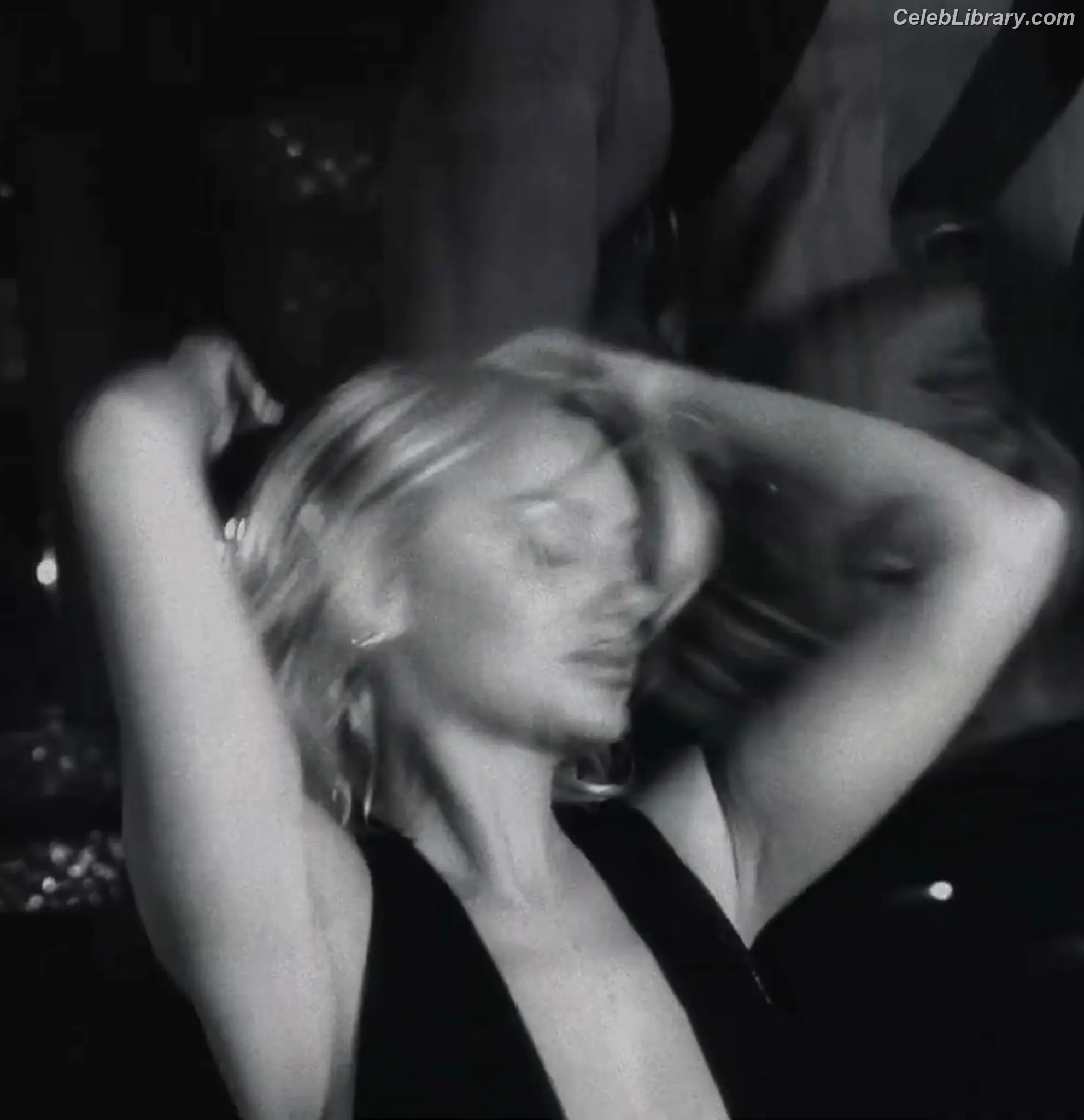 Alexandra Stan photo 19 of 1531