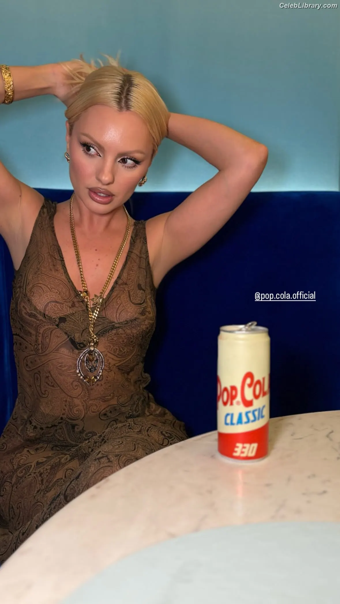 Alexandra Stan photo 5 of 1531