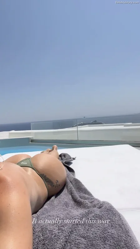 Alexandra Stan photo 1 of 1532