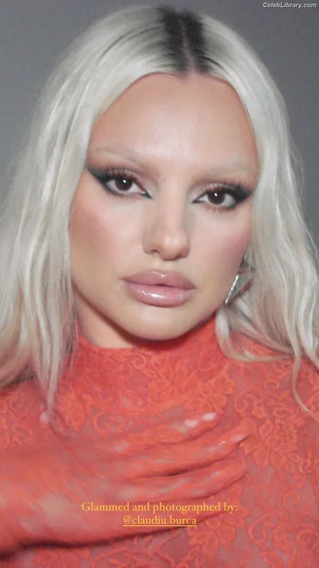 Alexandra Stan photo 19 of 1532