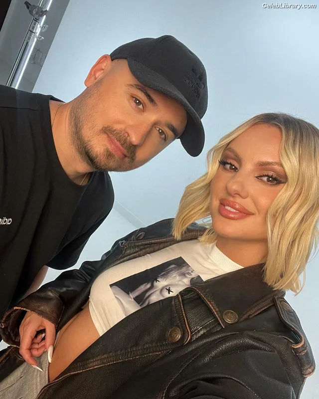 Alexandra Stan photo 20 of 1532