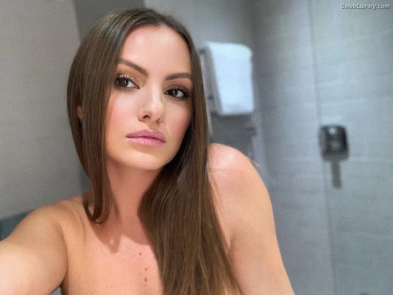 Alexandra Stan photo 4 of 1532