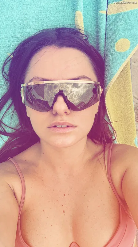 Alexandra Stan photo 9 of 1532
