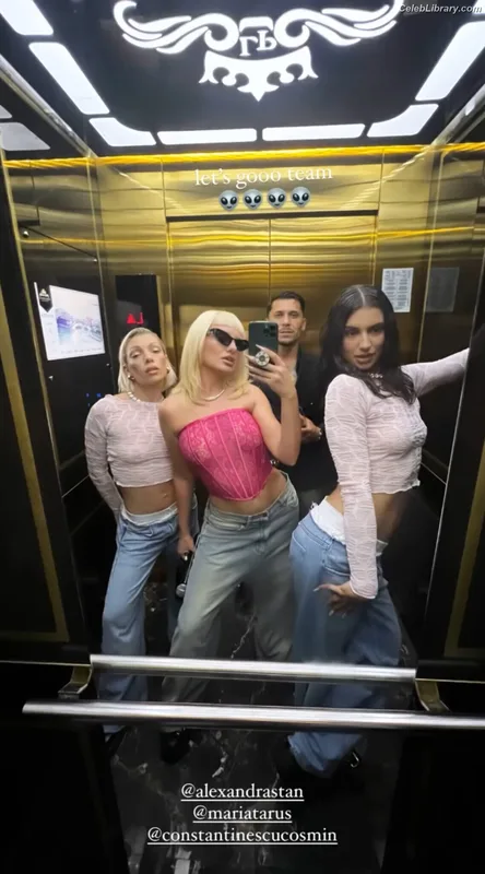 Alexandra Stan photo 21 of 1532