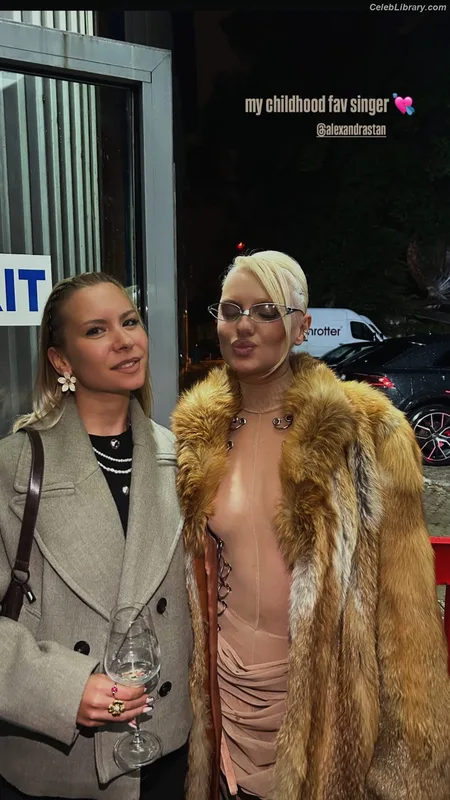 Alexandra Stan photo 16 of 1532
