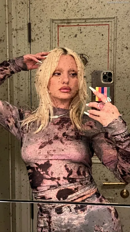 Alexandra Stan photo 2 of 1532