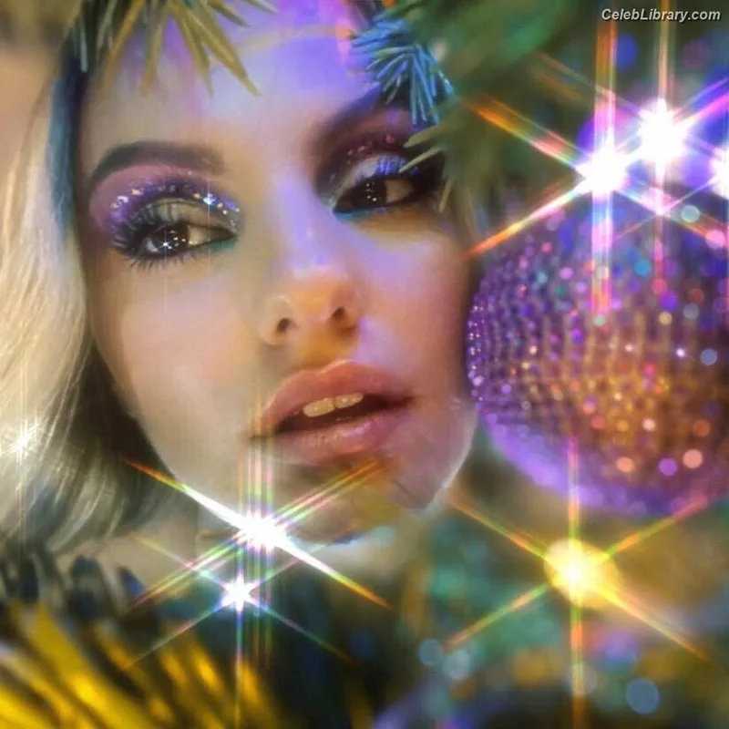 Alexandra Stan photo 10 of 1532