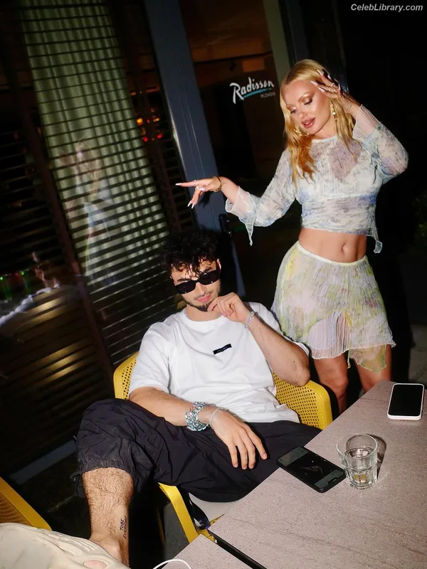 Alexandra Stan photo 1 of 1532