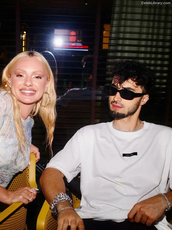 Alexandra Stan photo 2 of 1532