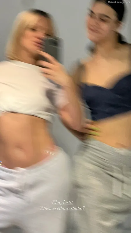 Alexandra Stan photo 21 of 1532