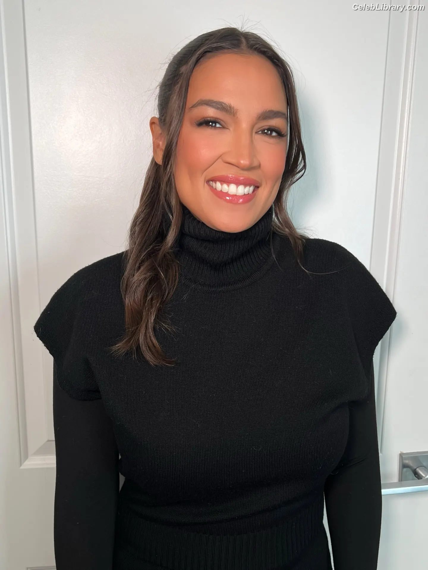 Alexandria Ocasio-Cortez AOC photo 6 of 614