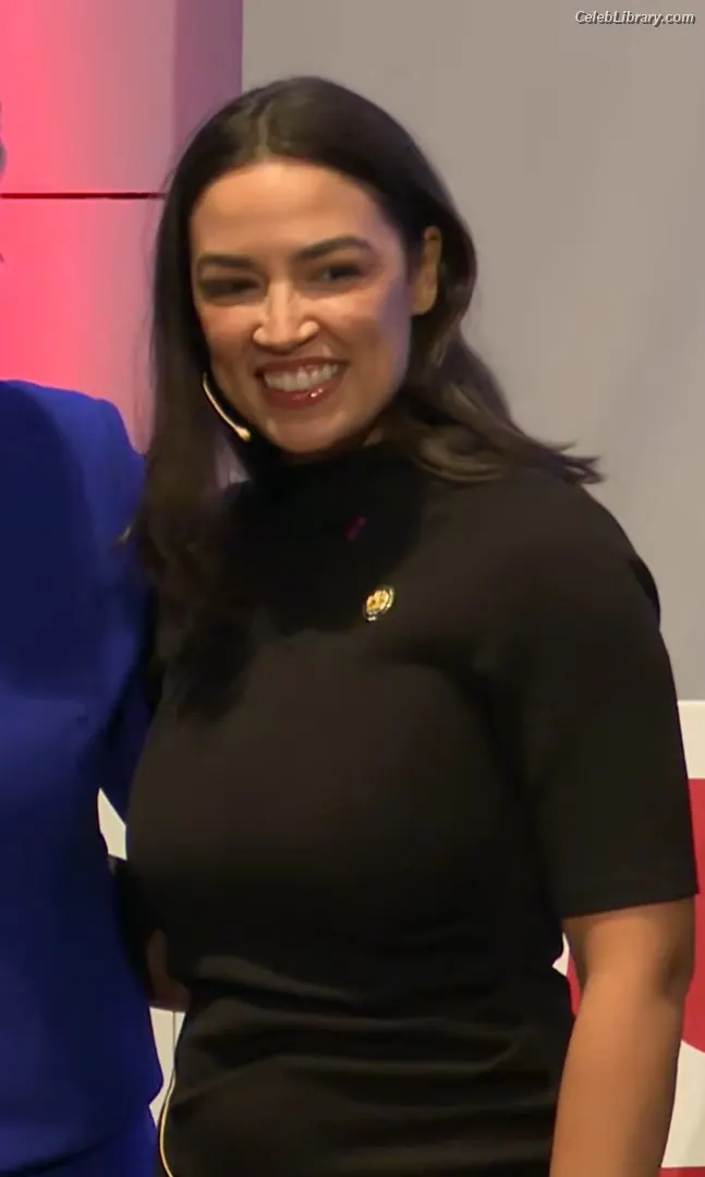 Alexandria Ocasio-Cortez AOC photo 11 of 614