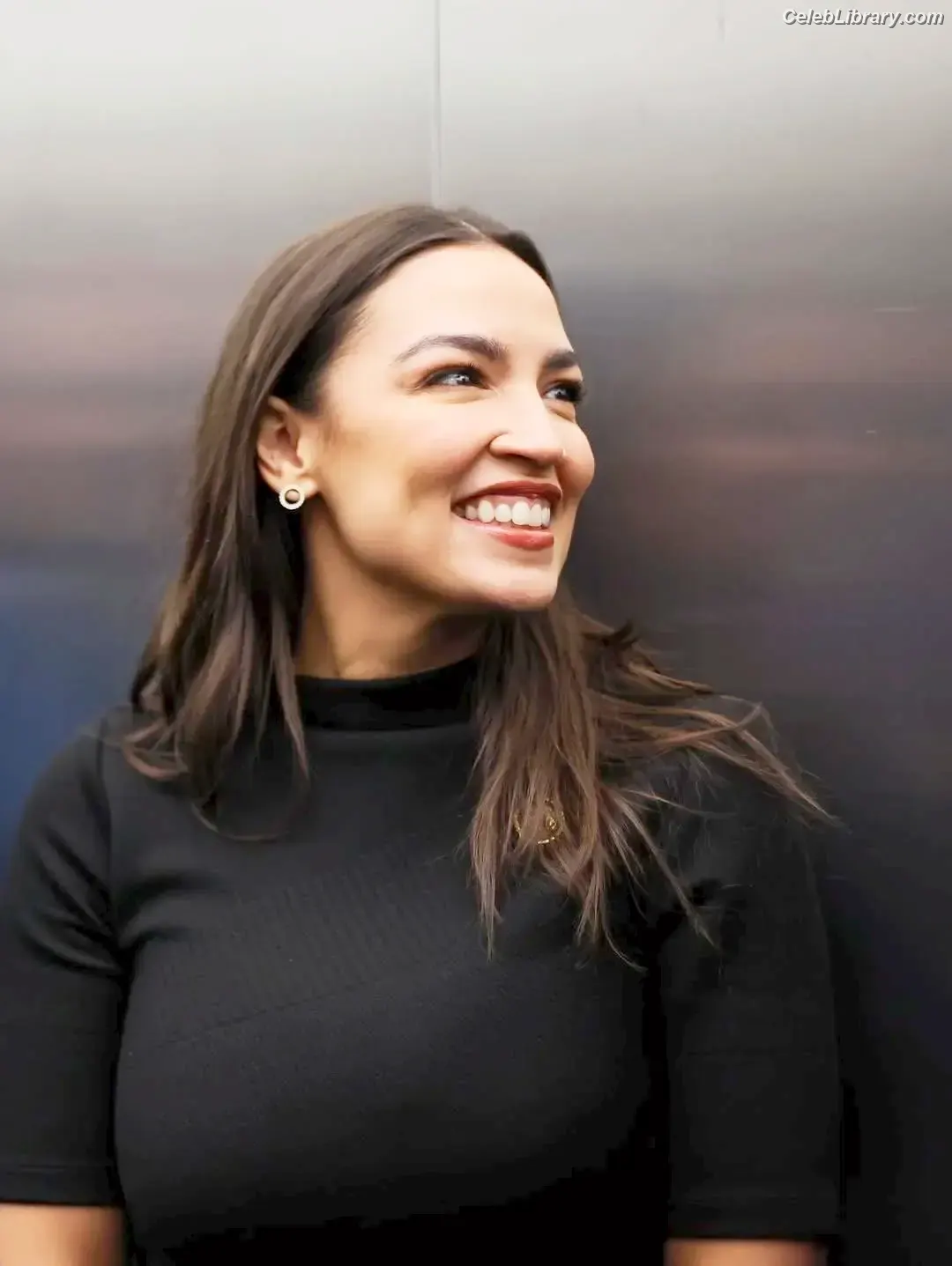 Alexandria Ocasio-Cortez AOC photo 13 of 614