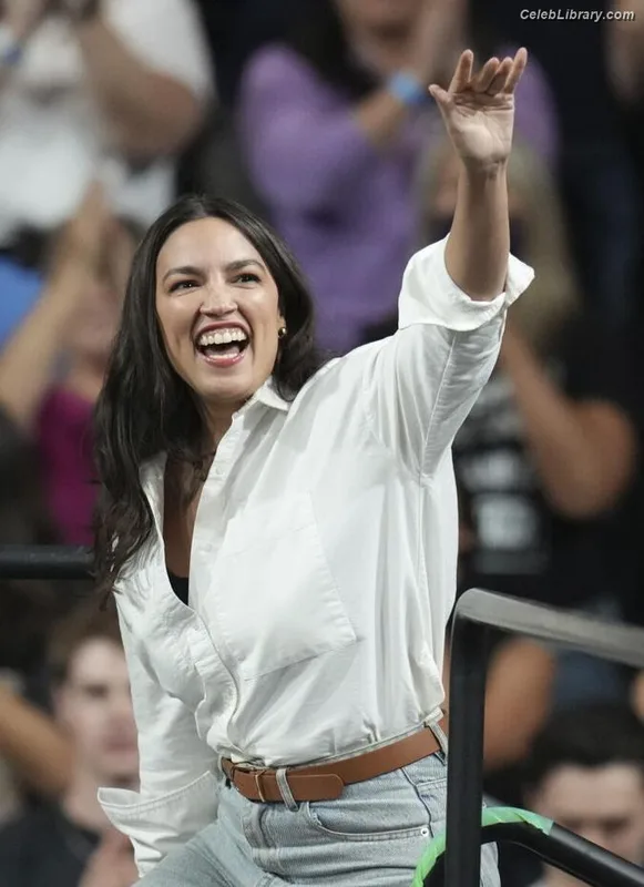 Alexandria Ocasio-Cortez AOC photo 11 of 884
