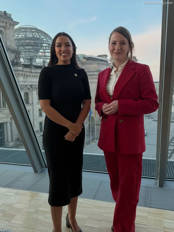 Alexandria Ocasio-Cortez AOC photo 8 of 884