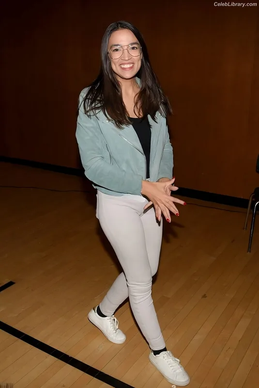 Alexandria Ocasio-Cortez AOC photo 10 of 884